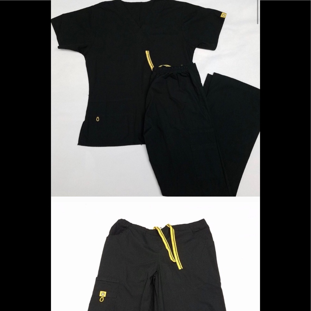 Scrub set
